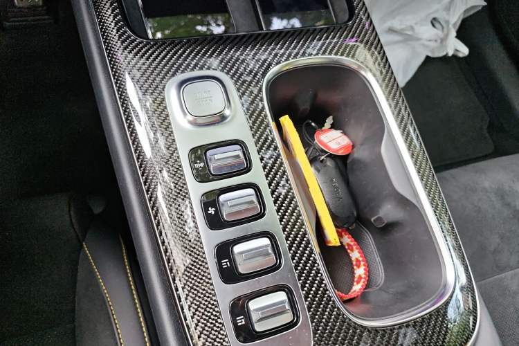 Used Xiaomi Auto SU7 Ultra 2025 Ultra Model Gear Lever