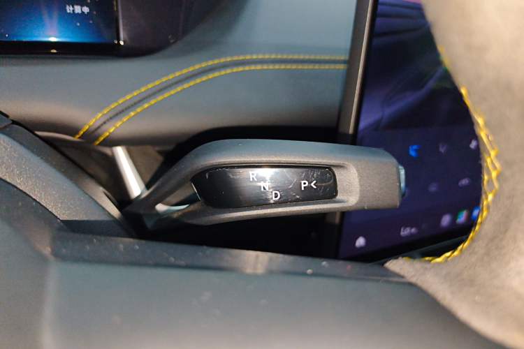 Used Xiaomi Auto SU7 Ultra 2025 Ultra Model Gear Lever
