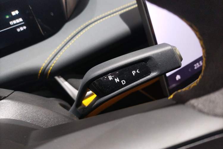 Used Xiaomi Auto SU7 Ultra 2025 Ultra Model Gear Lever