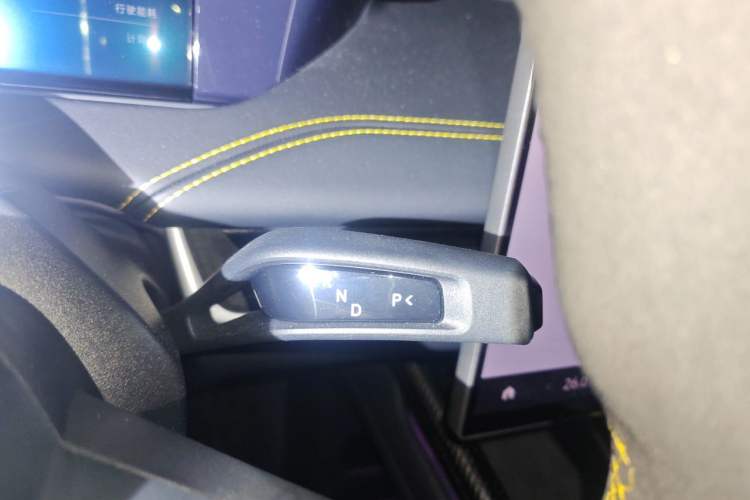 Used Xiaomi Auto SU7 Ultra 2025 Ultra Model Gear Lever