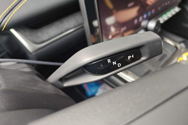 Used Xiaomi Auto SU7 Ultra 2025 Ultra Model Gear Lever