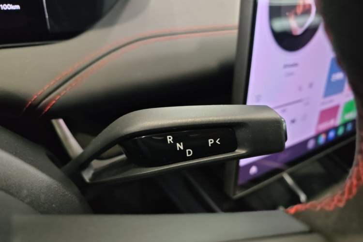 Used Xiaomi Auto SU7 Ultra 2025 Ultra Model Gear Lever