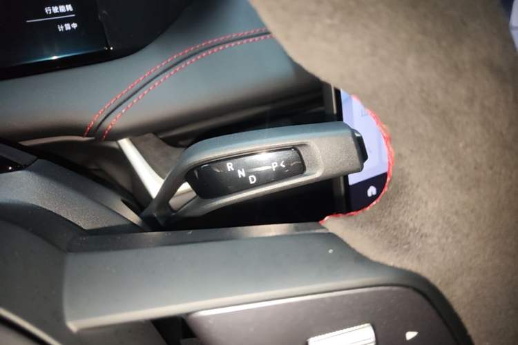 Used Xiaomi Auto SU7 Ultra 2025 Ultra Model Gear Lever