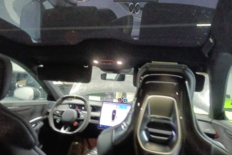 Used Xiaomi Auto SU7 Ultra 2025 Ultra Model Headliner