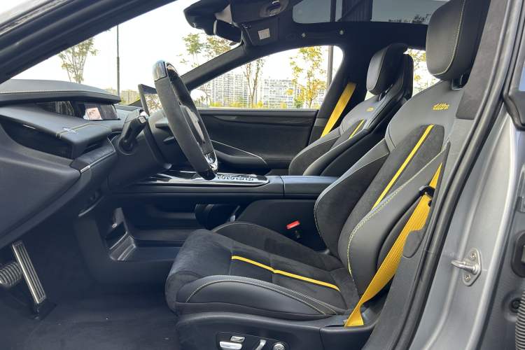 Used Xiaomi Auto SU7 Ultra 2025 Ultra Model Interior 1