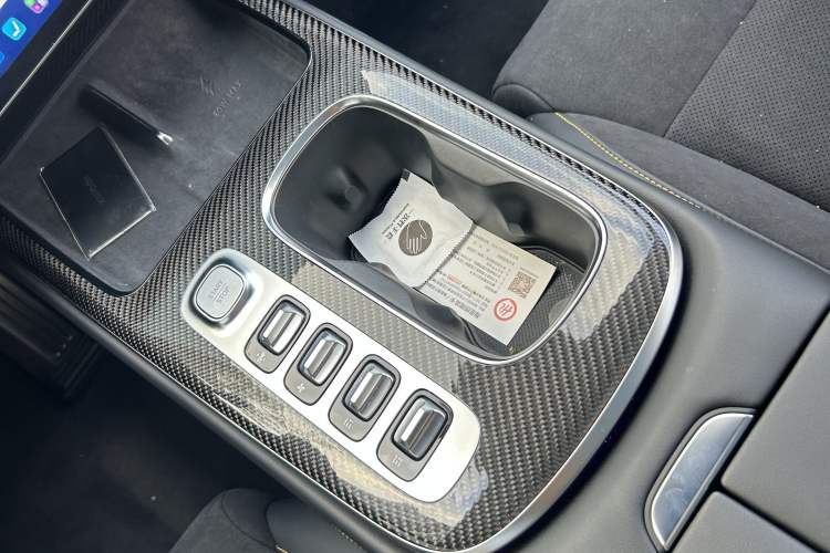 Used Xiaomi Auto SU7 Ultra 2025 Ultra Model Interior 10