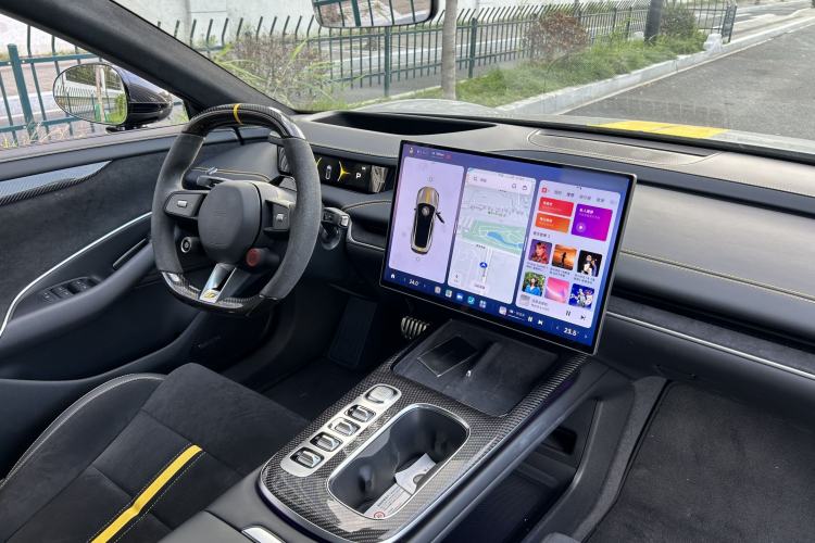 Used Xiaomi Auto SU7 Ultra 2025 Ultra Model Interior 11
