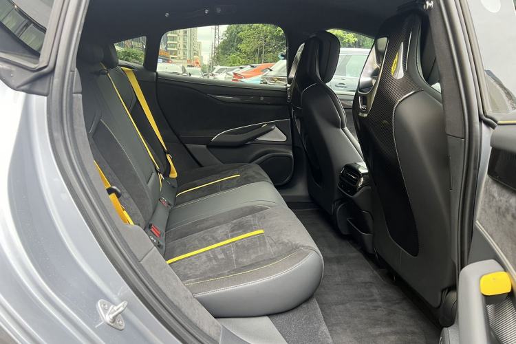 Used Xiaomi Auto SU7 Ultra 2025 Ultra Model Interior 12