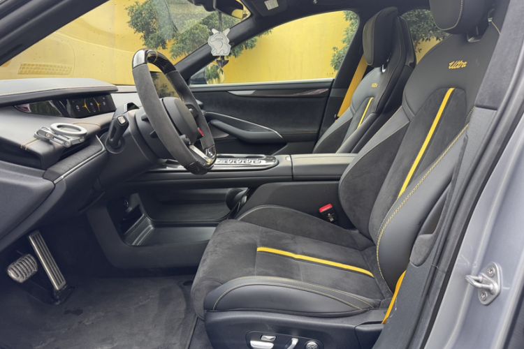 Used Xiaomi Auto SU7 Ultra 2025 Ultra Model Interior 2