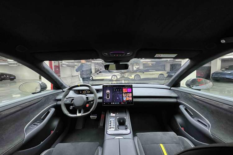 Used Xiaomi Auto SU7 Ultra 2025 Ultra Model Interior 3