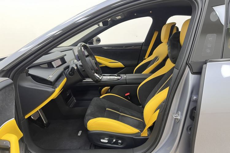 Used Xiaomi Auto SU7 Ultra 2025 Ultra Model Interior 3