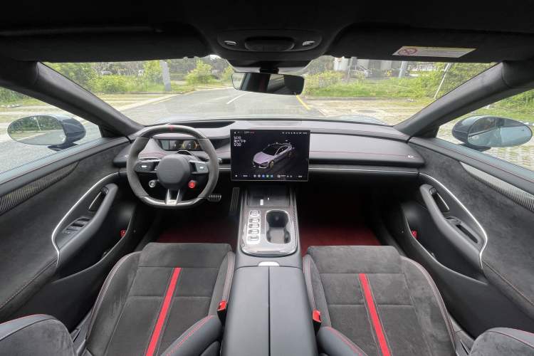 Used Xiaomi Auto SU7 Ultra 2025 Ultra Model Interior 4