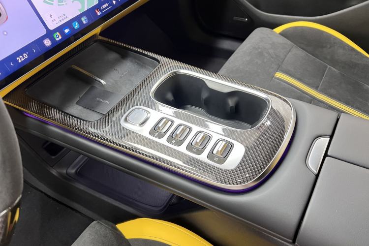 Used Xiaomi Auto SU7 Ultra 2025 Ultra Model Interior 6