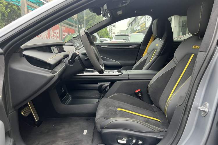 Used Xiaomi Auto SU7 Ultra 2025 Ultra Model Interior 8