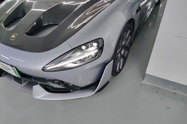 Used Xiaomi Auto SU7 Ultra 2025 Ultra Model Left Front Headlight