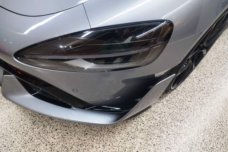 Used Xiaomi Auto SU7 Ultra 2025 Ultra Model Left Front Headlight