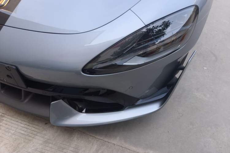 Used Xiaomi Auto SU7 Ultra 2025 Ultra Model Left Front Headlight