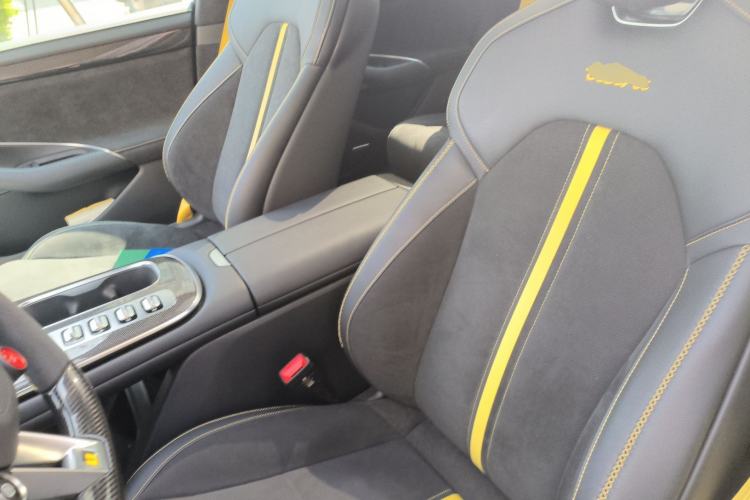Used Xiaomi Auto SU7 Ultra 2025 Ultra Model Left Front Seat