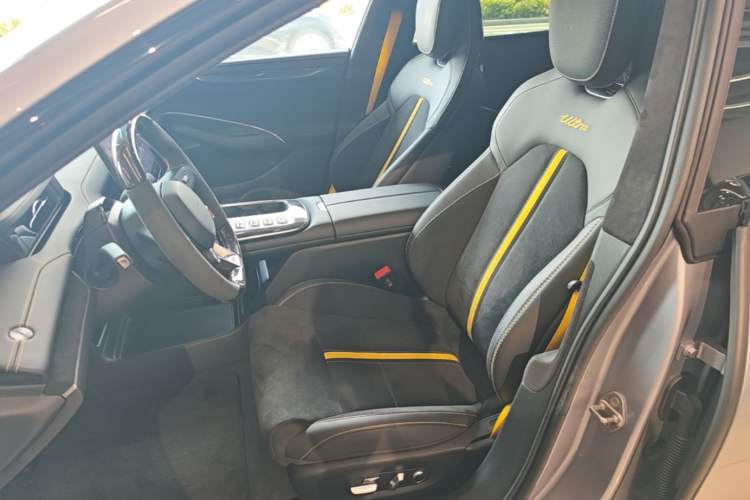 Used Xiaomi Auto SU7 Ultra 2025 Ultra Model Left Front Seat
