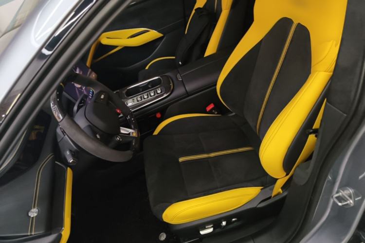 Used Xiaomi Auto SU7 Ultra 2025 Ultra Model Left Front Seat
