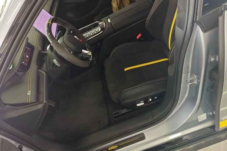 Used Xiaomi Auto SU7 Ultra 2025 Ultra Model Left Front Seat