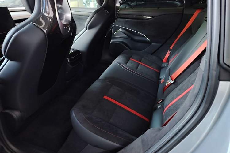 Used Xiaomi Auto SU7 Ultra 2025 Ultra Model Left Rear Seat