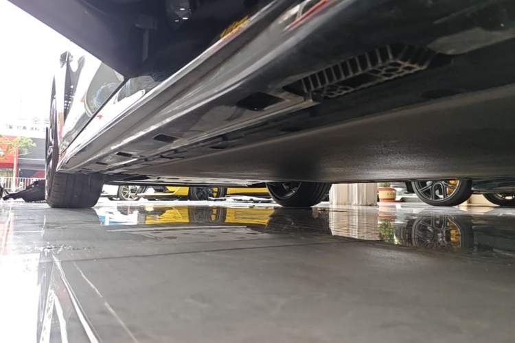 Used Xiaomi Auto SU7 Ultra 2025 Ultra Model Left Side Sill
