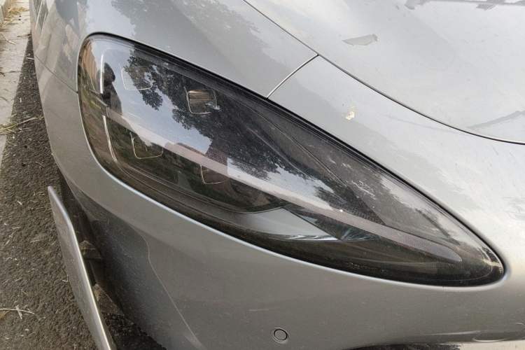 Used Xiaomi Auto SU7 Ultra 2025 Ultra Model Right Front Headlight
