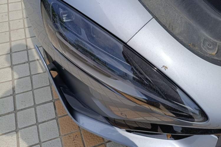 Used Xiaomi Auto SU7 Ultra 2025 Ultra Model Right Front Headlight