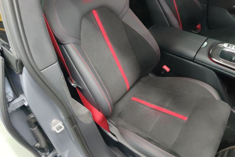 Used Xiaomi Auto SU7 Ultra 2025 Ultra Model Right Front Seat