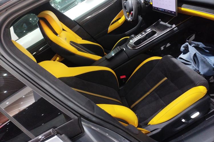 Used Xiaomi Auto SU7 Ultra 2025 Ultra Model Right Front Seat