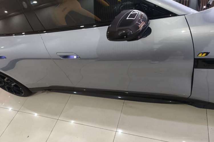 Used Xiaomi Auto SU7 Ultra 2025 Ultra Model Right Side Sill