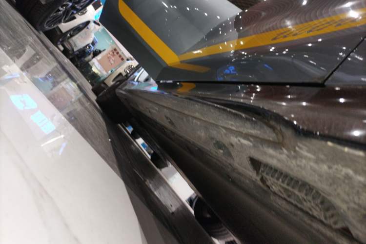 Used Xiaomi Auto SU7 Ultra 2025 Ultra Model Right Side Sill