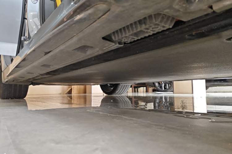 Used Xiaomi Auto SU7 Ultra 2025 Ultra Model Right Side Sill