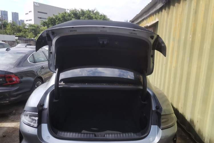 Used Xiaomi Auto SU7 Ultra 2025 Ultra Model Trunk