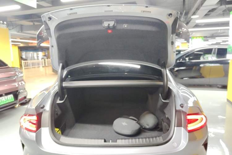 Used Xiaomi Auto SU7 Ultra 2025 Ultra Model Trunk