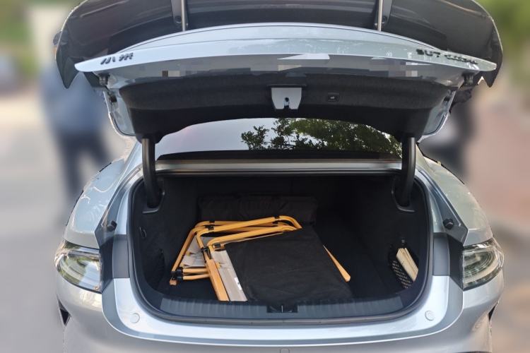 Used Xiaomi Auto SU7 Ultra 2025 Ultra Model Trunk