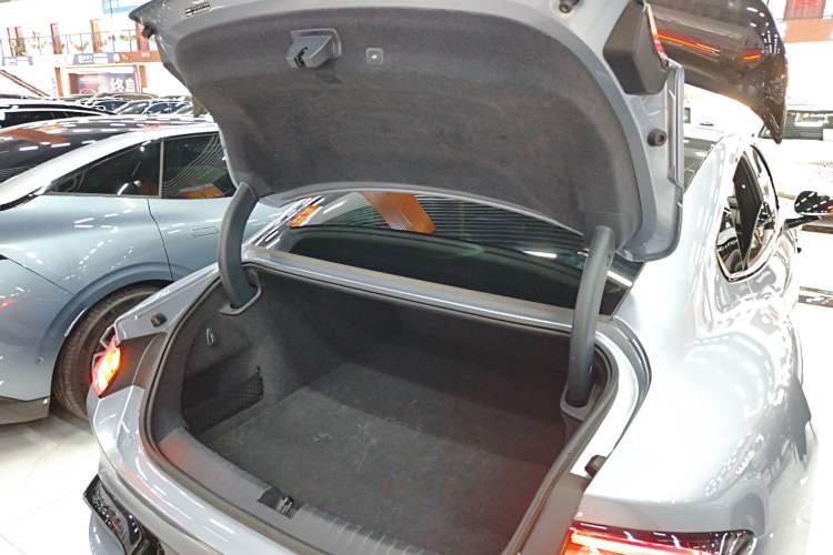 Used Xiaomi Auto SU7 Ultra 2025 Ultra Model Trunk