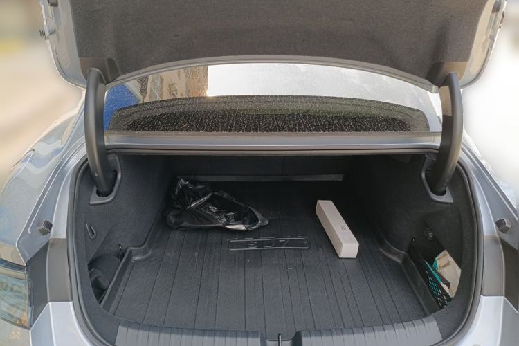 Used Xiaomi Auto SU7 Ultra 2025 Ultra Model Trunk