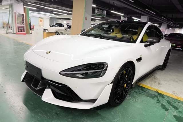Ojetý Xiaomi Auto SU7 Ultra 2025 Ultra Model