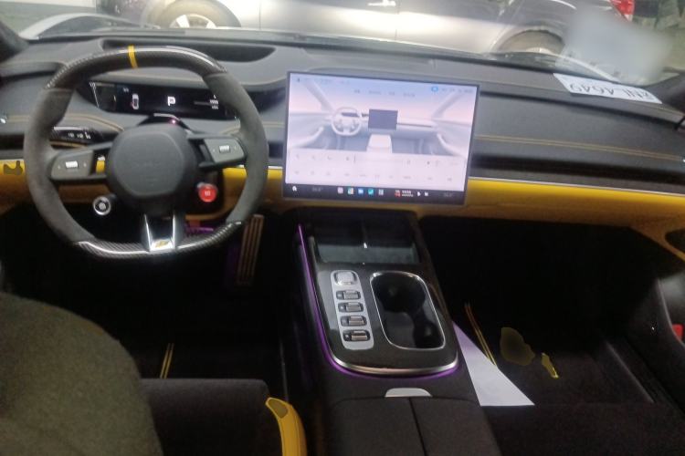 Used Xiaomi Auto SU7 Ultra 2025 Ultra Model Center Console