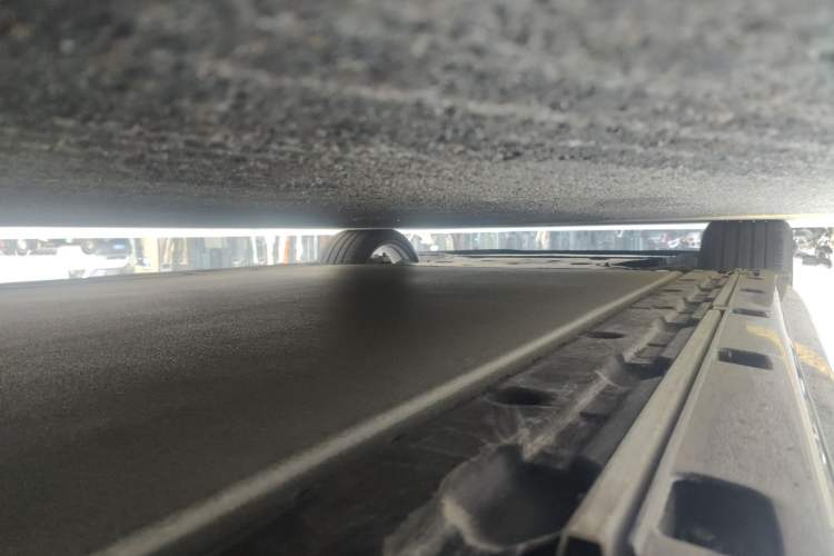 Used Xiaomi Auto SU7 Ultra 2025 Ultra Model Chassis Rear Left