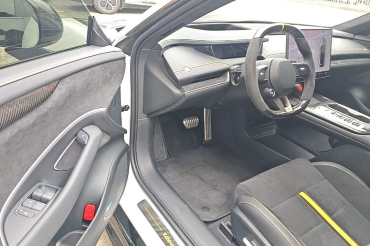 Used Xiaomi Auto SU7 Ultra 2025 Ultra Model Driver Seat