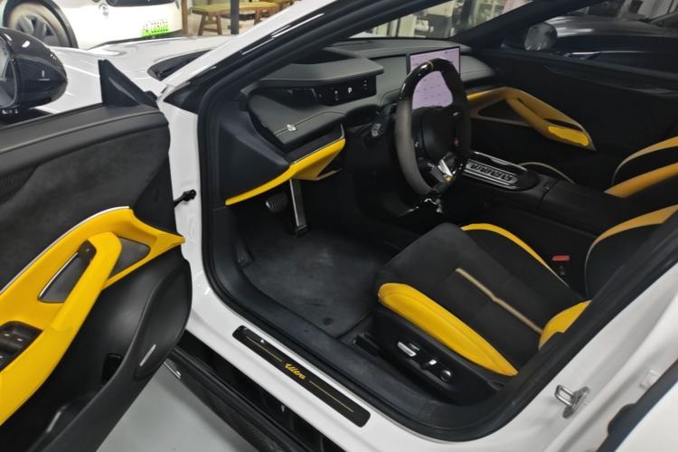 Used Xiaomi Auto SU7 Ultra 2025 Ultra Model Driver Seat