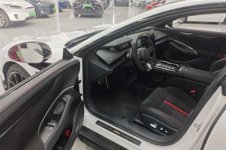 Used Xiaomi Auto SU7 Ultra 2025 Ultra Model Driver Seat