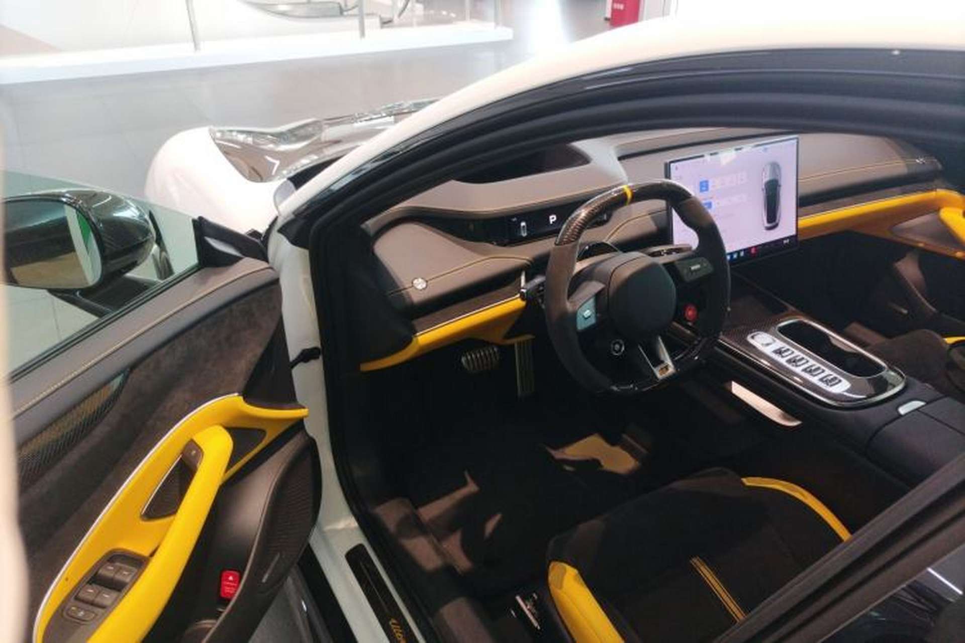 Used Xiaomi Auto SU7 Ultra 2025 Ultra Model Driver Seat