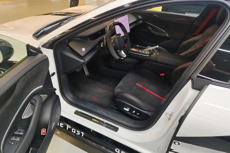 Used Xiaomi Auto SU7 Ultra 2025 Ultra Model Driver Seat