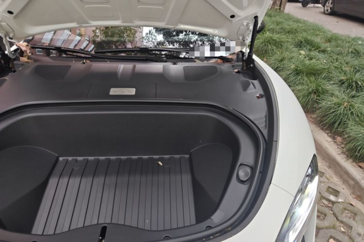 Used Xiaomi Auto SU7 Ultra 2025 Ultra Model Engine Bay Left