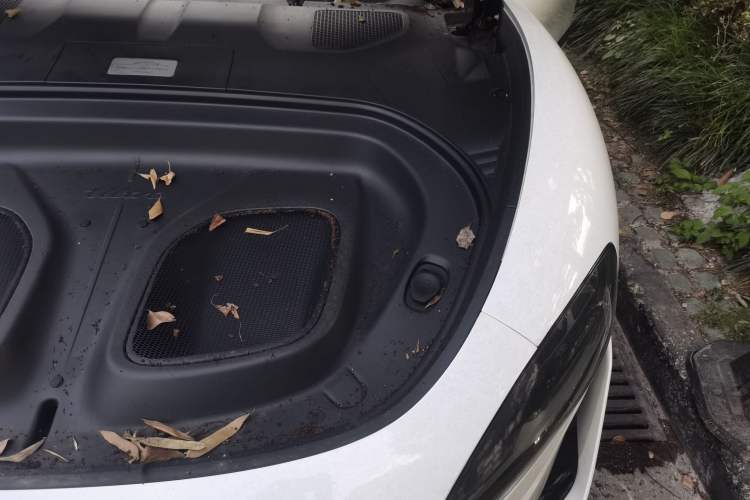 Used Xiaomi Auto SU7 Ultra 2025 Ultra Model Engine Bay Left