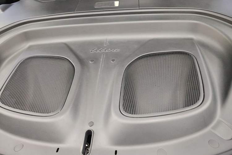 Used Xiaomi Auto SU7 Ultra 2025 Ultra Model Engine Bay